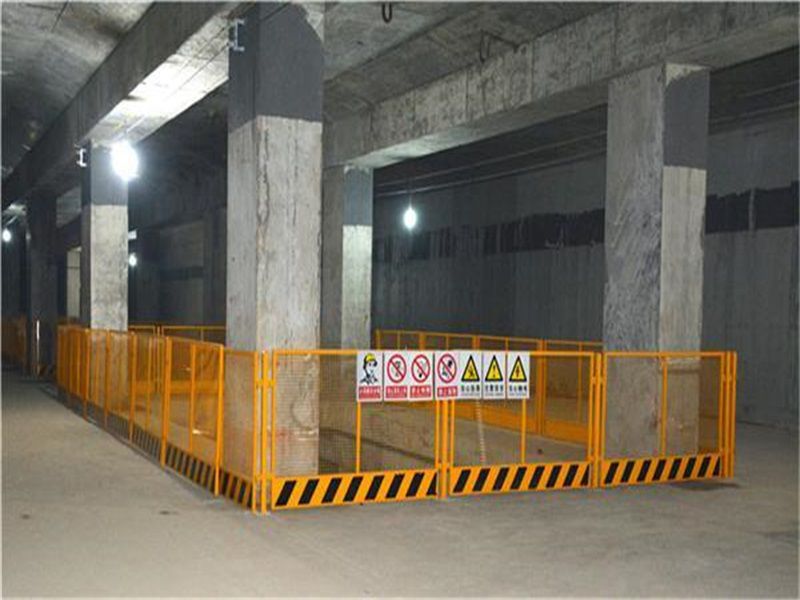 資興標(biāo)準(zhǔn)化工地臨邊洞口防護欄桿設(shè)施設(shè)計要求及安裝規(guī)定_網(wǎng).